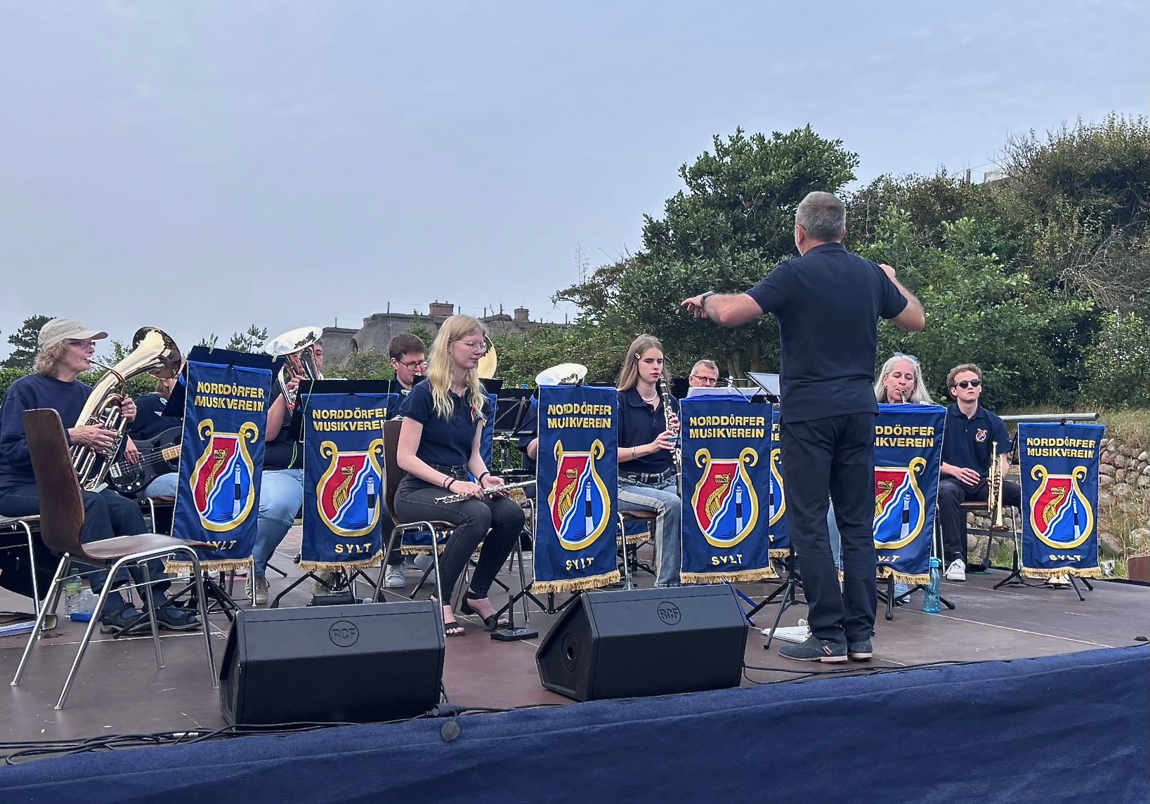Dorfteichfest Wenningstedt – Blasmusik trifft Sommerstimmung